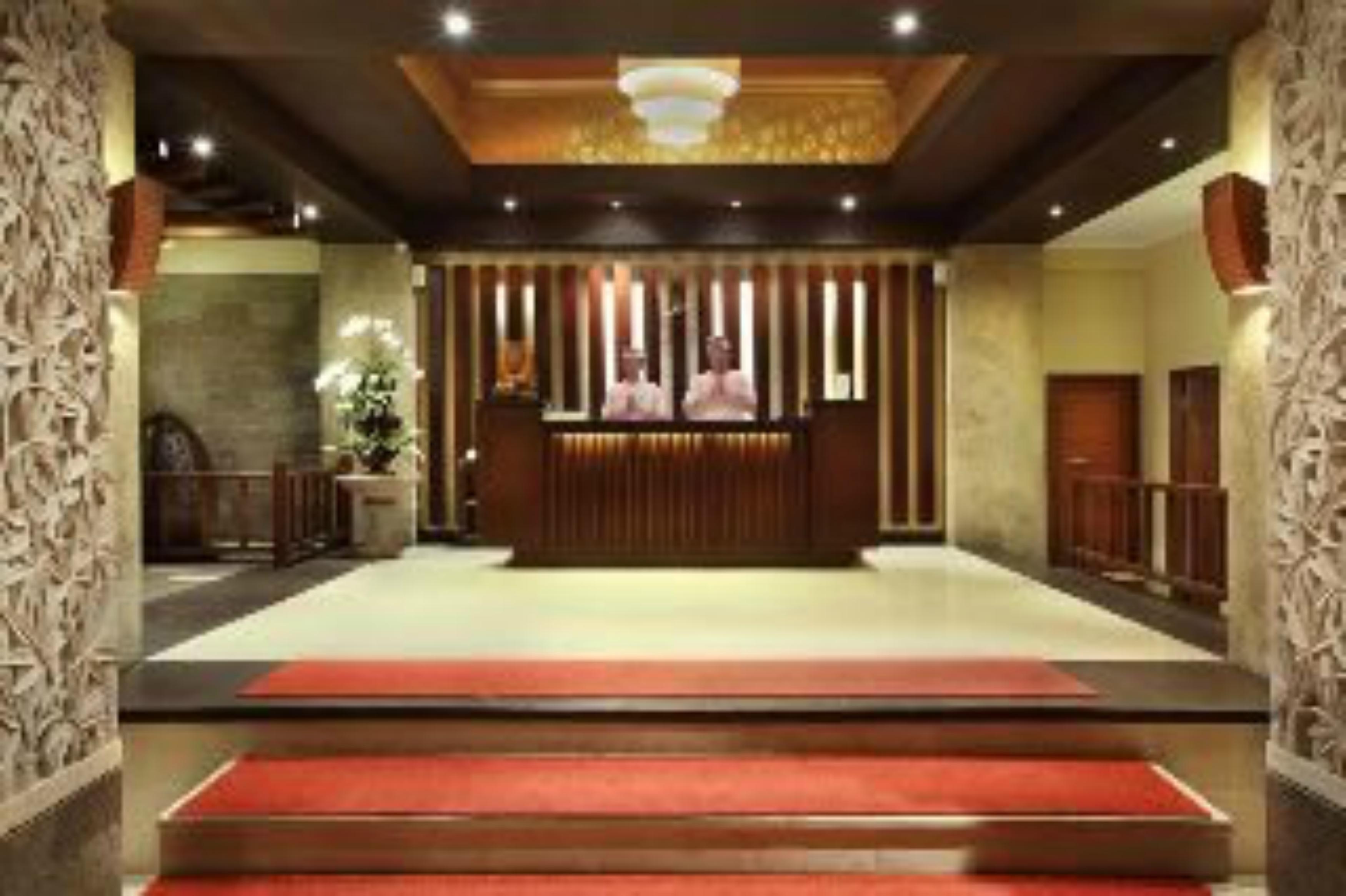 Adhi Jaya Hotel Kuta  Exterior photo