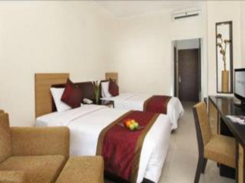 Adhi Jaya Hotel Kuta  Exterior photo