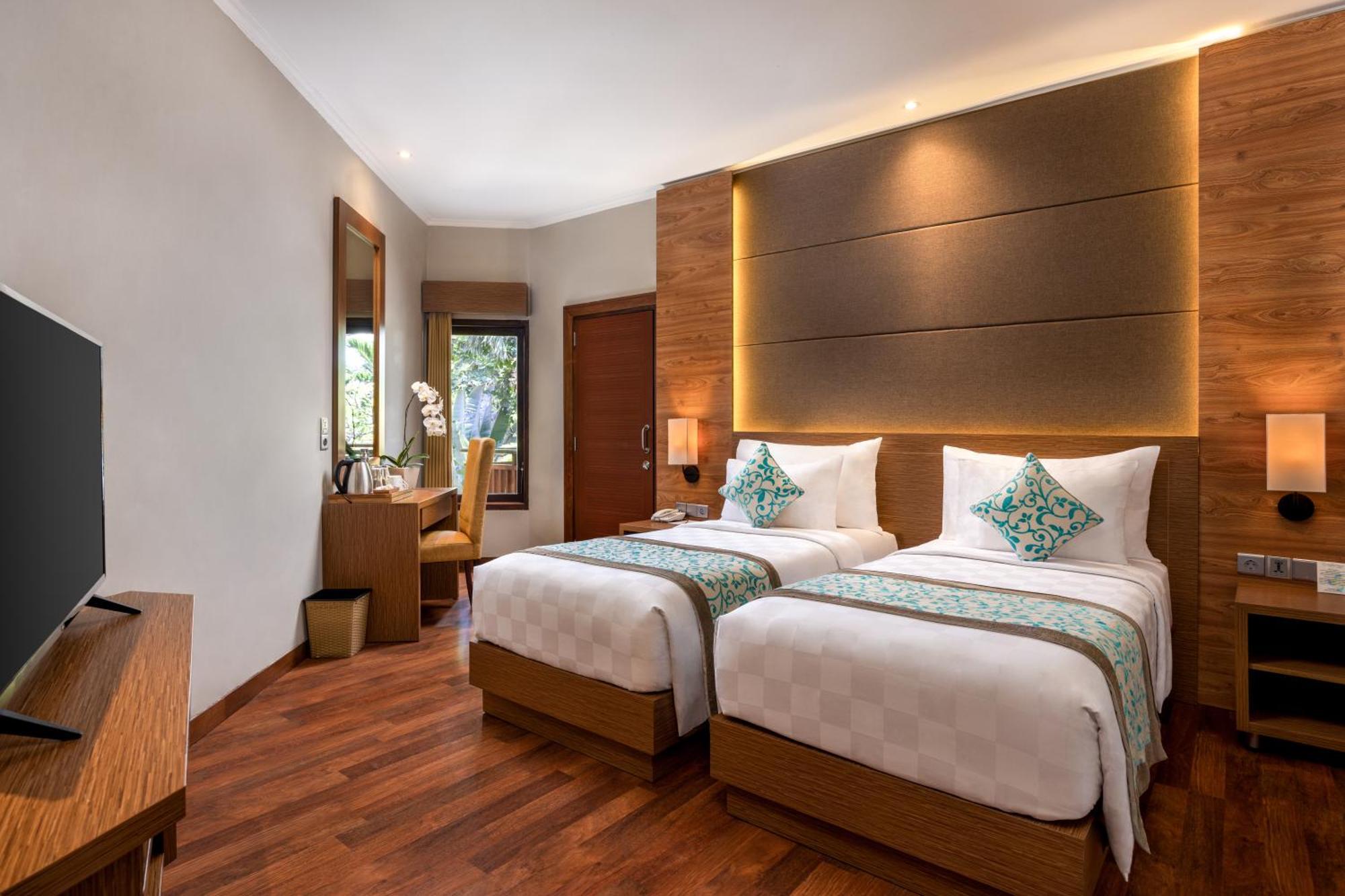 Adhi Jaya Hotel Kuta  Exterior photo